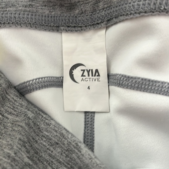 Zyia Active Gray Neon Tape Light n Luxe Hi Rise 7/8 Legging. Size 4 - Picture 3 of 3